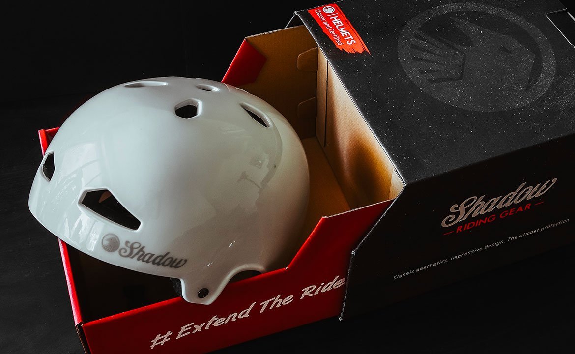 Shadow_Featherweight-Helmet_1